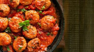 cufte u paradajz sosu