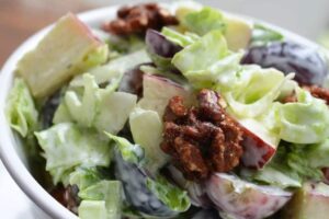 Salata sa celerom i piletinom