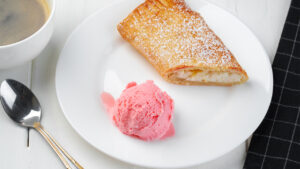 Bečka štrudla sa jabukom - Tradicionalni recept