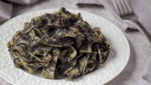 Rezanci sa makom ili Makarone sa makom - Recept omiljen u Vojvodini